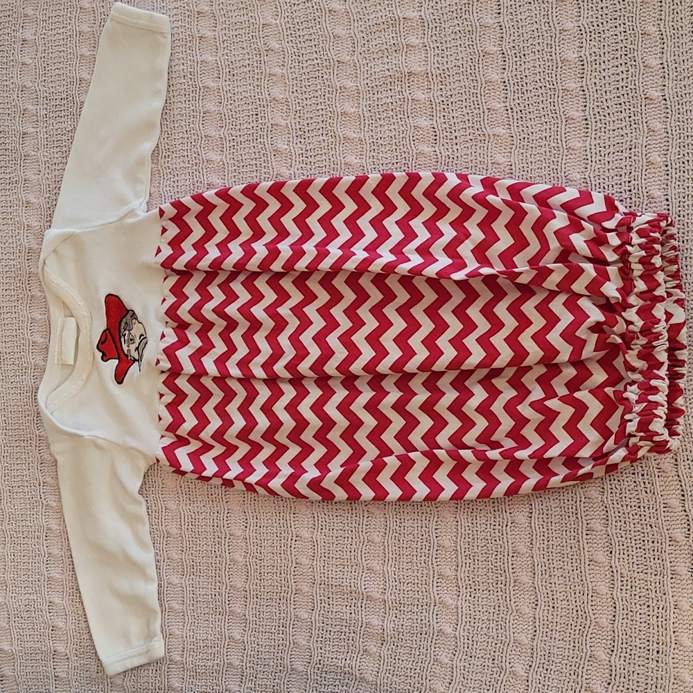 InstockGiggle & Smiles 0-3mos Red /White Chevron pattern top Ole Miss Rebel Mas…